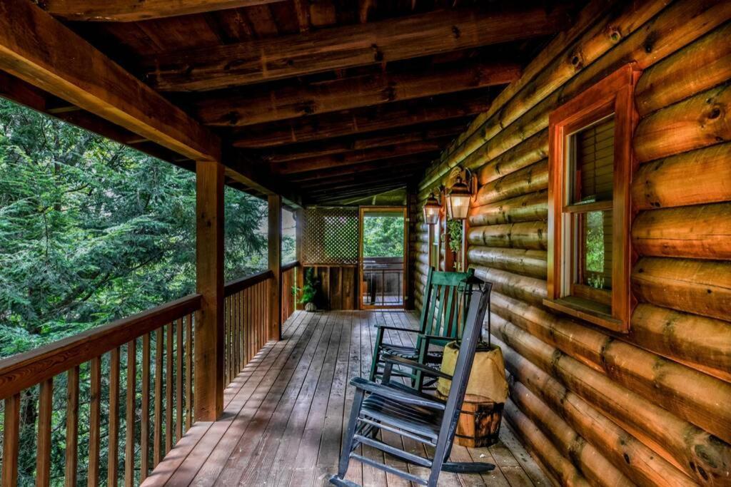 Nice View Fireplace, Hot Tub, Porch Bed, Private Sevierville Eksteriør billede