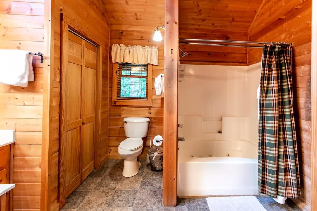 Nice View Fireplace, Hot Tub, Porch Bed, Private Sevierville Eksteriør billede