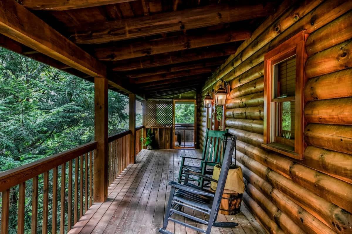 Nice View Fireplace, Hot Tub, Porch Bed, Private Sevierville Eksteriør billede